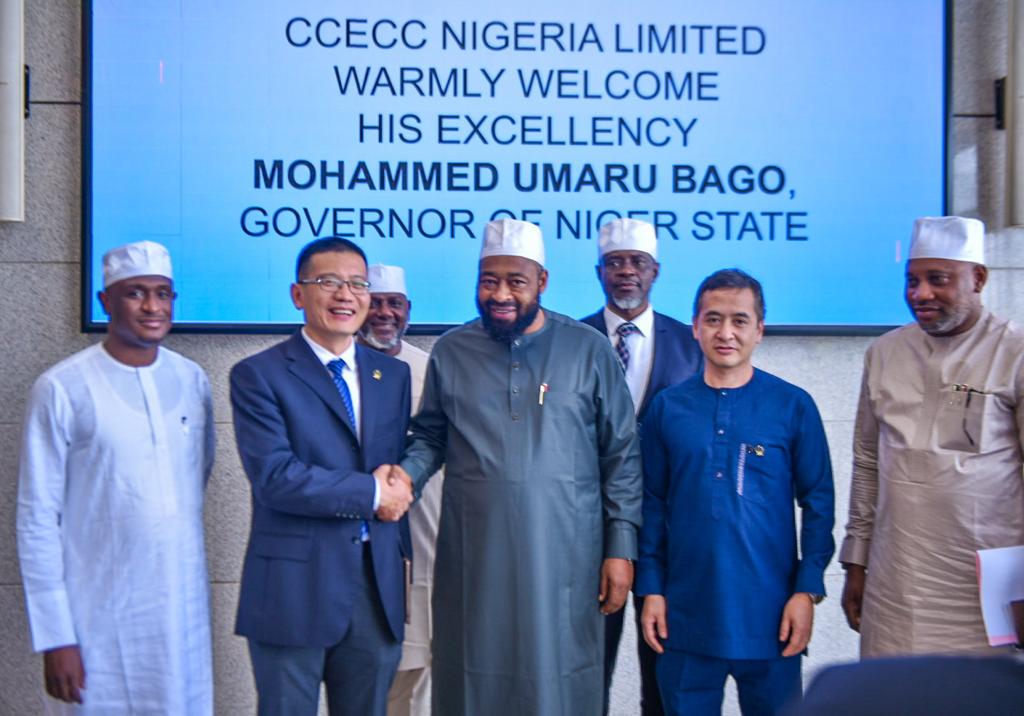 Governor Umar Muhammed Bago visited the Abuja office of CCECC to appreciate firsthand the construction capacity of CCECC