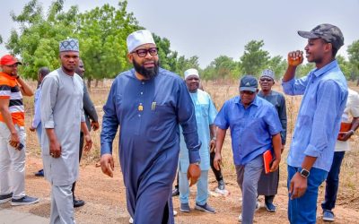 FARMER GOVERNOR UMARU BAGO INSPECTS THE SITE FOR MINNA NEW CITY GATE *** GIVES DIRECTIVES FOR THE CONSTRUCTION OF A ROUNDABOUT AT PAIKO JUNCTION