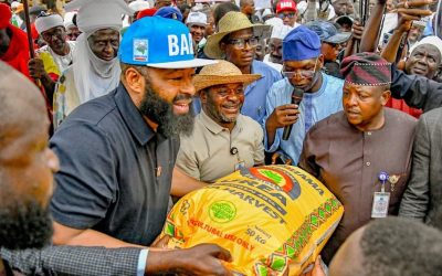 FARMER GOVERNOR UMARU BAGO FLAGS-OFF 2024 SALES AND DISTRIBUTION OF FERTILISER AND OTHER AGRICULTURAL INPUTS IN NIGER STATE ***REAFFIRMS COMMITMENT TO AGRIC MECHANISATION TO BOOST PRODUCTIVITY